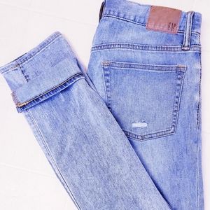 30×32 Gap slim fit factory distressed jeans